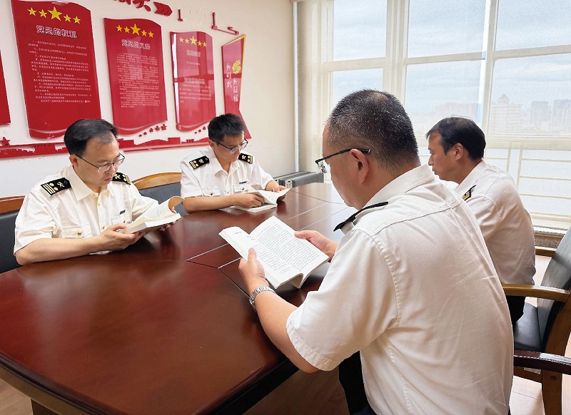 “中国海关”学习强国号：我是海关人 | 孙立峰：聚光灯后的坚守